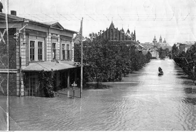 Wielkie powodzie, które nawiedzały Kraków. Wisła osiągnęła wówczas najwyższy poziom w historii 