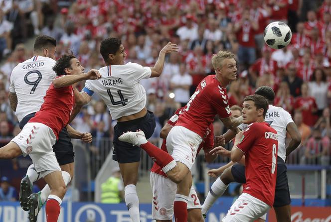 Raphael Varane i Simon Kjaer