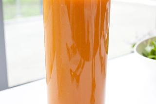 Karotka z mango: przepis na koktajl z nasionami chia