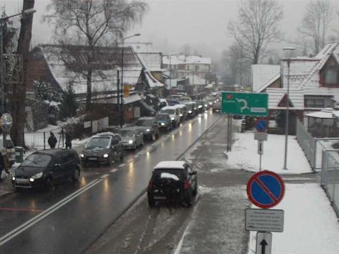 Atak zimy paraliżuje Małopolskę