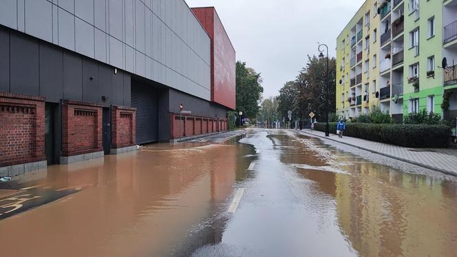 Nysa, centrum miasta zalane