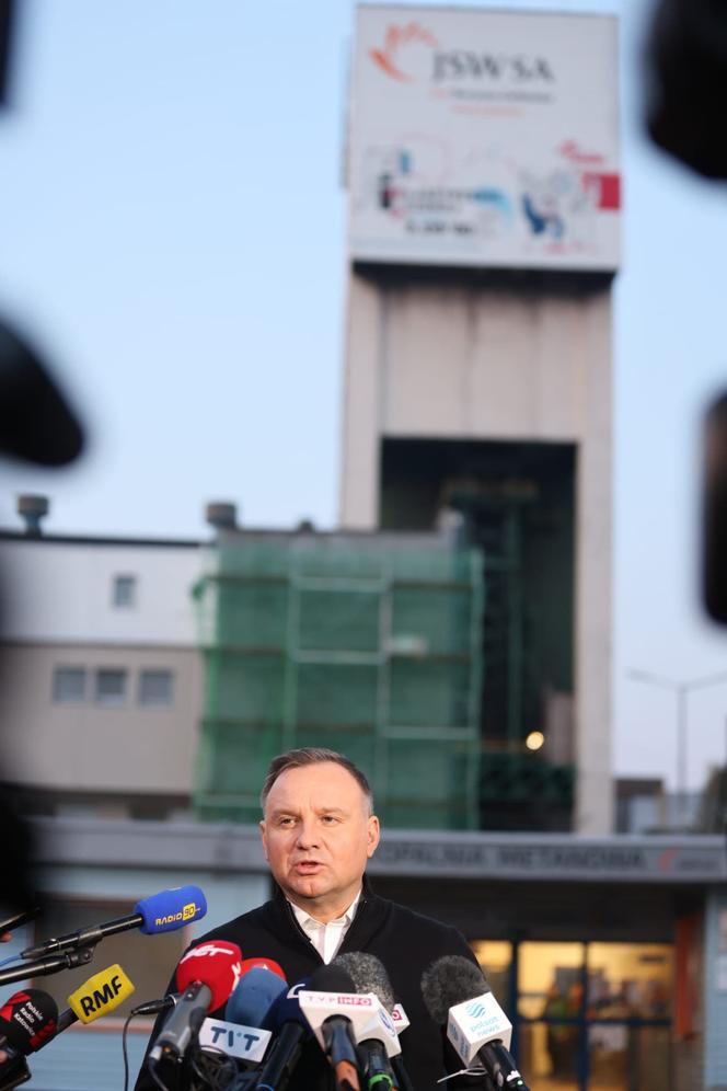 Prezydent Andrzej Duda przed kopalnią Zofiówka [ZDJĘCIA]