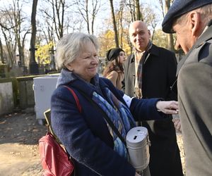 Gwiazdy kwestują na Powązkach