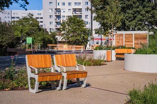 Skwer Gwary Warszawskiej na Woli po modernizacji 2025