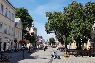 Ulica Żeromskiego, główny deptak miejski