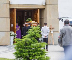 Pogrzeb Doroty z Nowego Targu. Ciężarna 33-latka zmarła nagle razem z dzieckiem