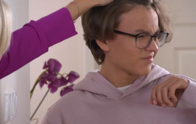 Na Wspólnej, odc. 3955: Kajtek (Mikołaj Szostek), Monika (Sylwia Gliwa)