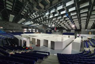 Budowa szpitala tymczasowego w hali Netto Arena