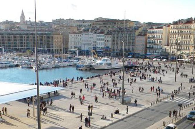 Miejska przestrzeń publiczna portu w Marsylii