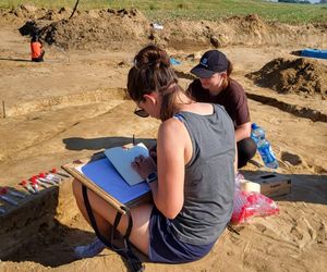 Wyjątkowe odkrycie w Chrystkowie archeolodzy początkowo woleli trzymać w tajemnicy. To domostwo sprzed 6 tysięcy lat! 