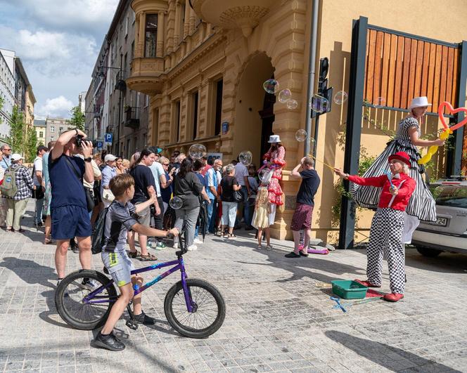 Majówka w Łodzi! Warto wybrać się na spacer z przewodnikiem