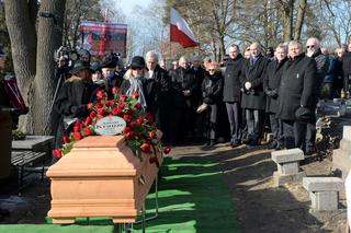 Pogrzeb Antoniego Krauzego. Tak pożegnano twórcę Smoleńska