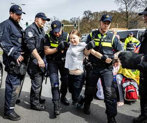 Greta Thunberg zatrzymana przez policję. Brała udział w demonstracji w Hadze