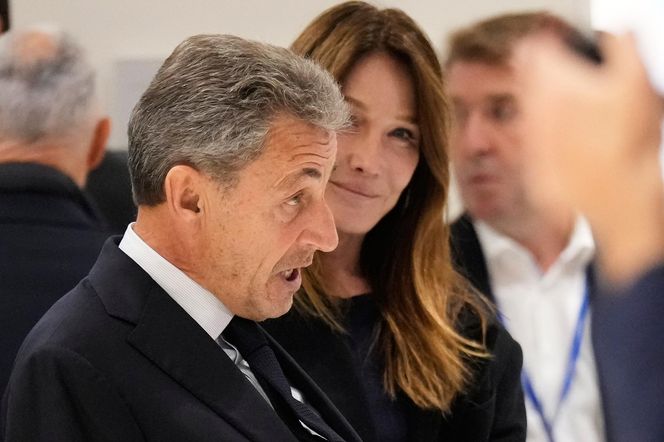 Carla Bruni zrobi to, gdy zamkną Sarkozy'ego! "Każdego dnia"