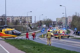 Gostynin. Senior przejechał matkę z dwójką dzieci! Dramatyczna akcja ratunkowa