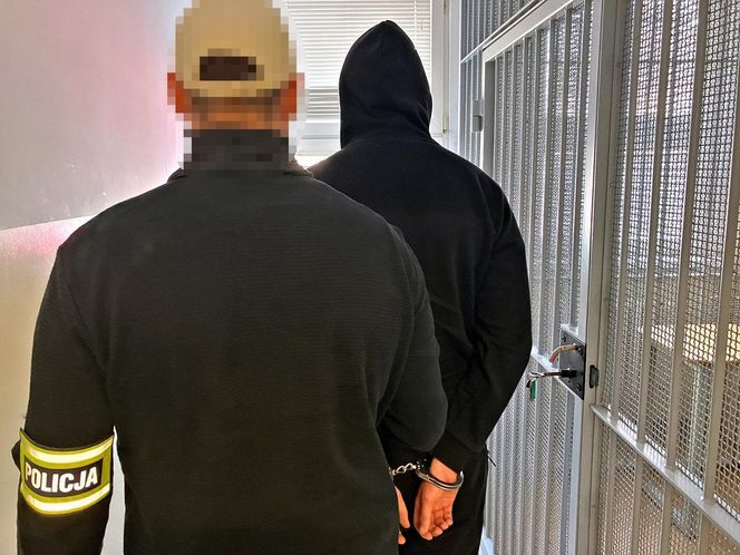 Zniszczona elewacja parafii w Toruniu. Sprawca zatrzymany