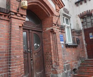 Zabytkowa kamienica w Olsztynie na sprzedaż. To największy pustostan w centrum miasta