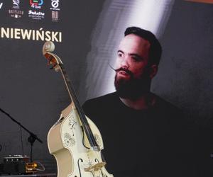 Tribute To Damian Niewiński. Przyjaciele upamiętnili wybitnego tarnowskiego muzyka