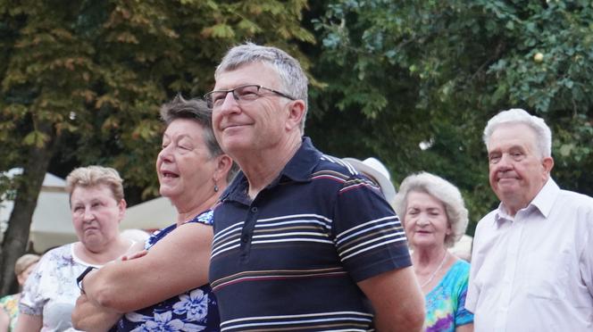 „Tańcowali” na parkiecie w Muzeum Wsi Lubelskiej aż miło było patrzeć! FOTORELACJA z sobotniej potańcówki