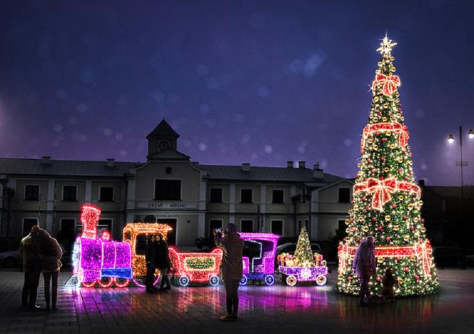 Świąteczne iluminacje w Łęcznej