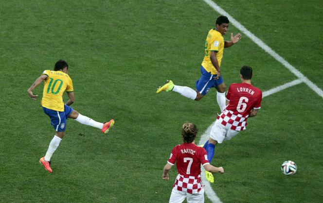 Neymar, pierswszy gol Brazylia - Chorwacja