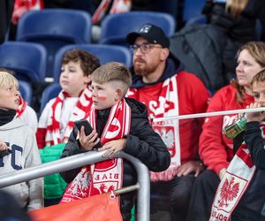 Kibice na meczu Polska -Nowa Zelandia na Stadionie Śląskim