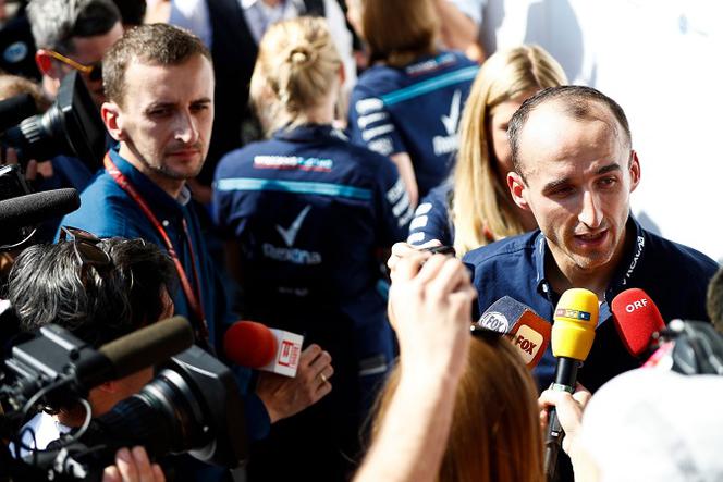 Robert Kubica PRZERWAŁ wywiad! Piękny gest polskiego kierowcy w F1!