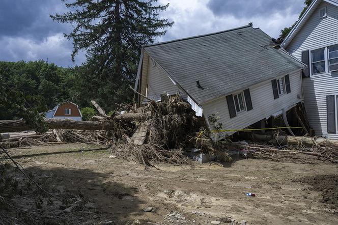 Wschodnie Wybrzeże sprząta po Debby