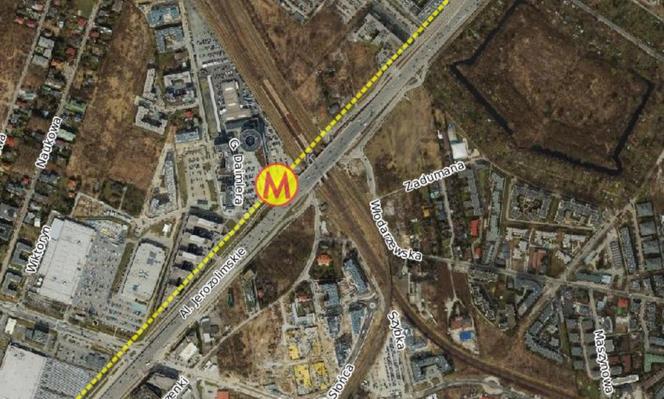 Metro M5 – stacja Aleje Jerozolimskie