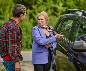 Na Wspólnej odc. 4086. Teresa Boska (Sylwia Wysocka), Edward (Wojciech Skibiński)