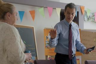 Na dobre i na złe odc. 876. Andrzej Falkowicz (Michał Żebrowski), pani Jadzia (Aldona Jankowska)