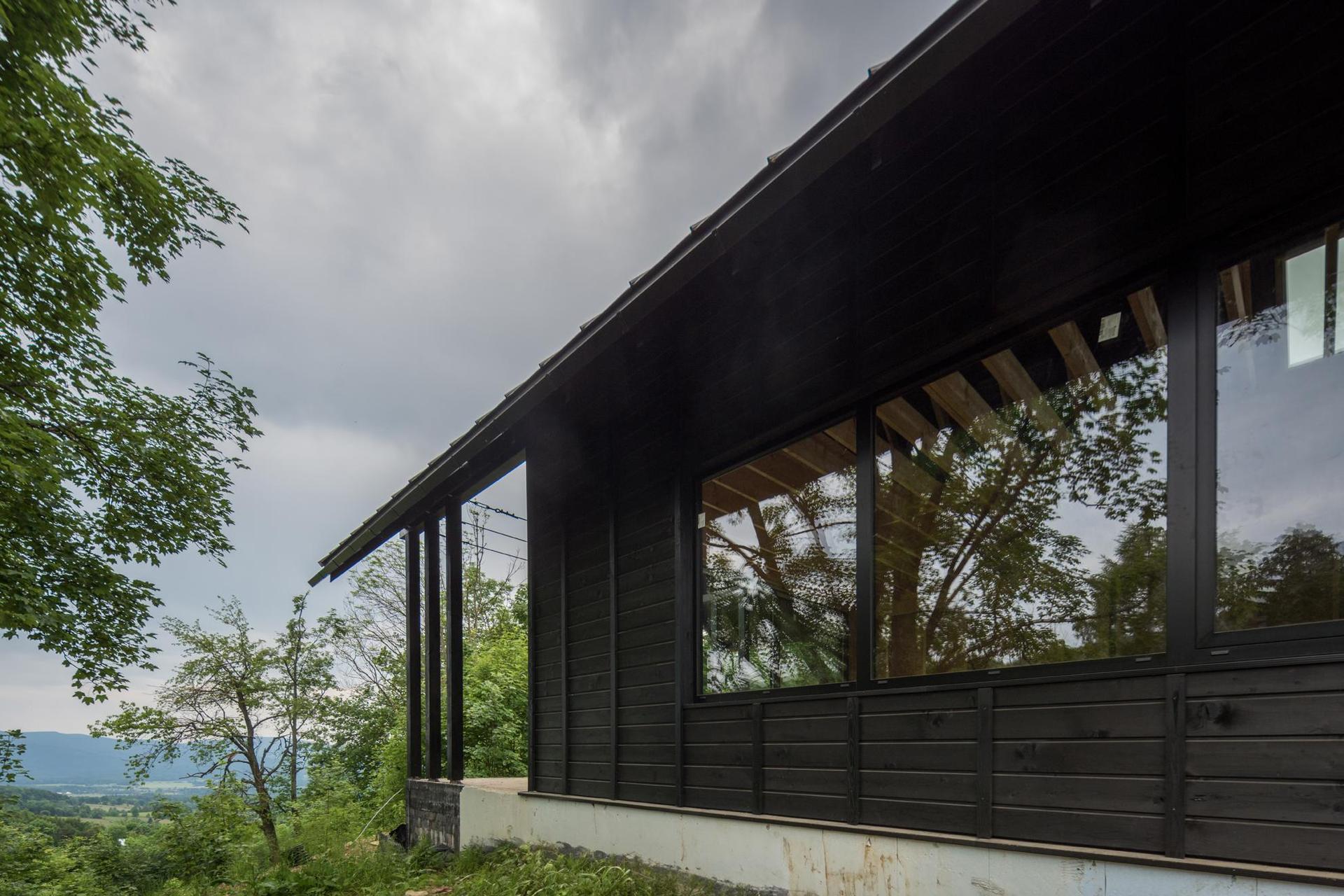 Budowa domu okapowego