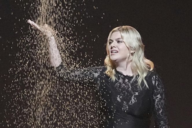 Francja - Louane "Maman"