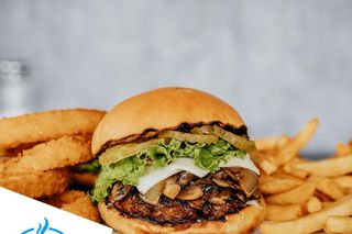 Trump burger podbija Teksas. Obrotny imigrant zarabia na prezydencie