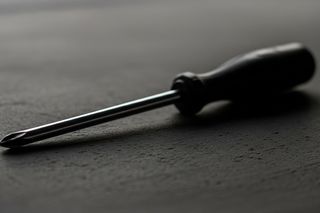 Zbrodnia w Krzynowłodze Małej. Syn znalazł ojca, co ujawnił śrubokręt?