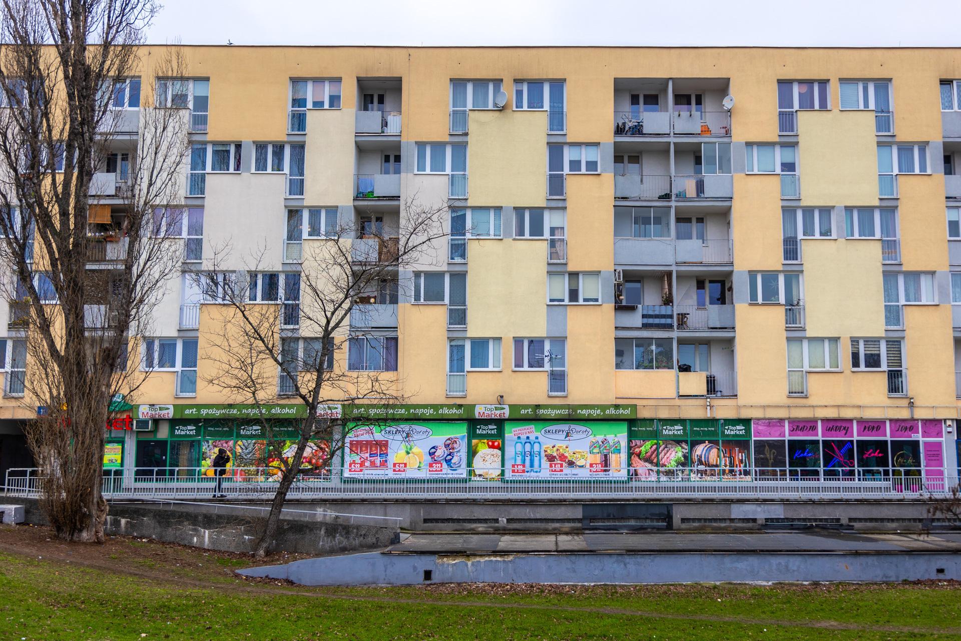 Warszawskie bloki z PRL - zdjęcia. Znasz je wszystkie?