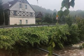 Przez to miasto przeszła powódź. Już zapraszają turystów. Sami nie damy sobie rady