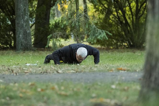 Ryszard Czarnecki. Robi masę na chude lata