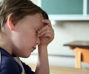 Po wystawieniu ocen dzieciom jest trudno? „Sypanie się rutyny”