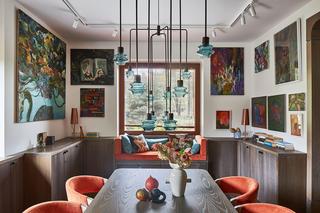 Metamorfoza parteru domu kolekcjonerów sztuki pod Warszawą – uroda materiałów