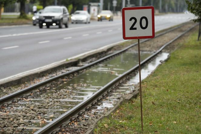 Zwężą al. Waszyngtona? Tramwajarze rozpoczęli pomiary przed remontem