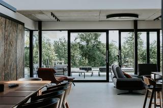 Dom w środku lasu Dawida Piątkowskiego