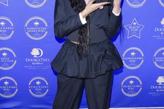 Sara James chwilowo rezygnuje z muzyki. Wszystko przez obowiązki szkolne