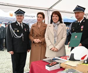 Powiat Siedlecki: nowy średni wóz ratowniczo-gaśniczy trafił do strażaków ochotników z OSP Grochówka w gminie Zbuczyn