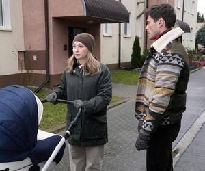 Barwy szczęścia odcinek 3030.  Sofia (Valeria Gouliaeva), Cezary (Marcel Opaliński)