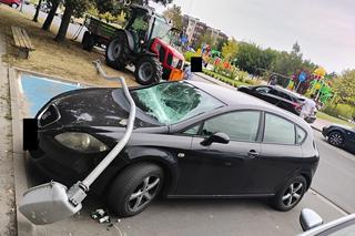 Traktorzysta z Rypina spowodował kolizję, po czym wezwał policję. Na jaw wyszły jego grzechy