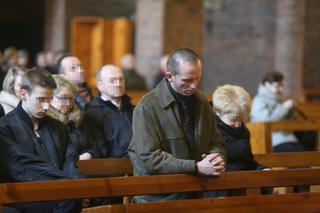 Zabrze. Pogrzeb kobiety, która zmarła po urodzeniu MARTWEGO dziecka