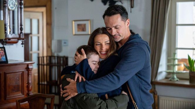 Barwy szczęścia odc. 3185. Kasia (Katarzyna Glinka), Mariusz (Rafał Cieszyński), Ksawery (Bartosz Gruchot)