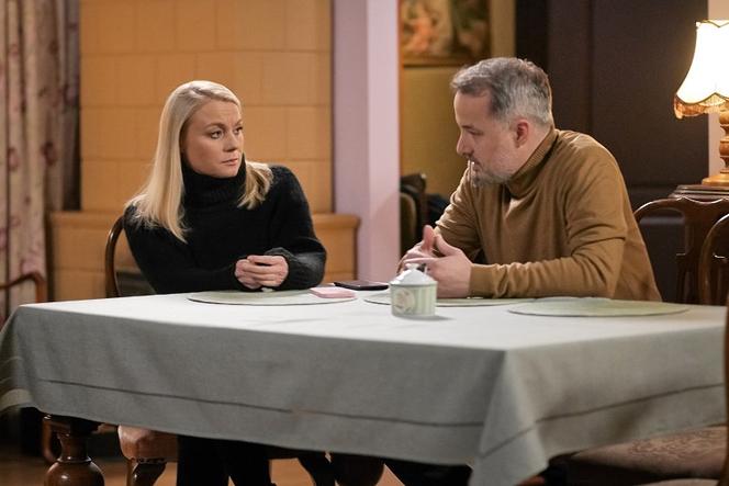 Pierwsza miłość, odcinek 3592: Emilka (Anna Ilczuk), Bartek (Rafał Kwietniewski)
