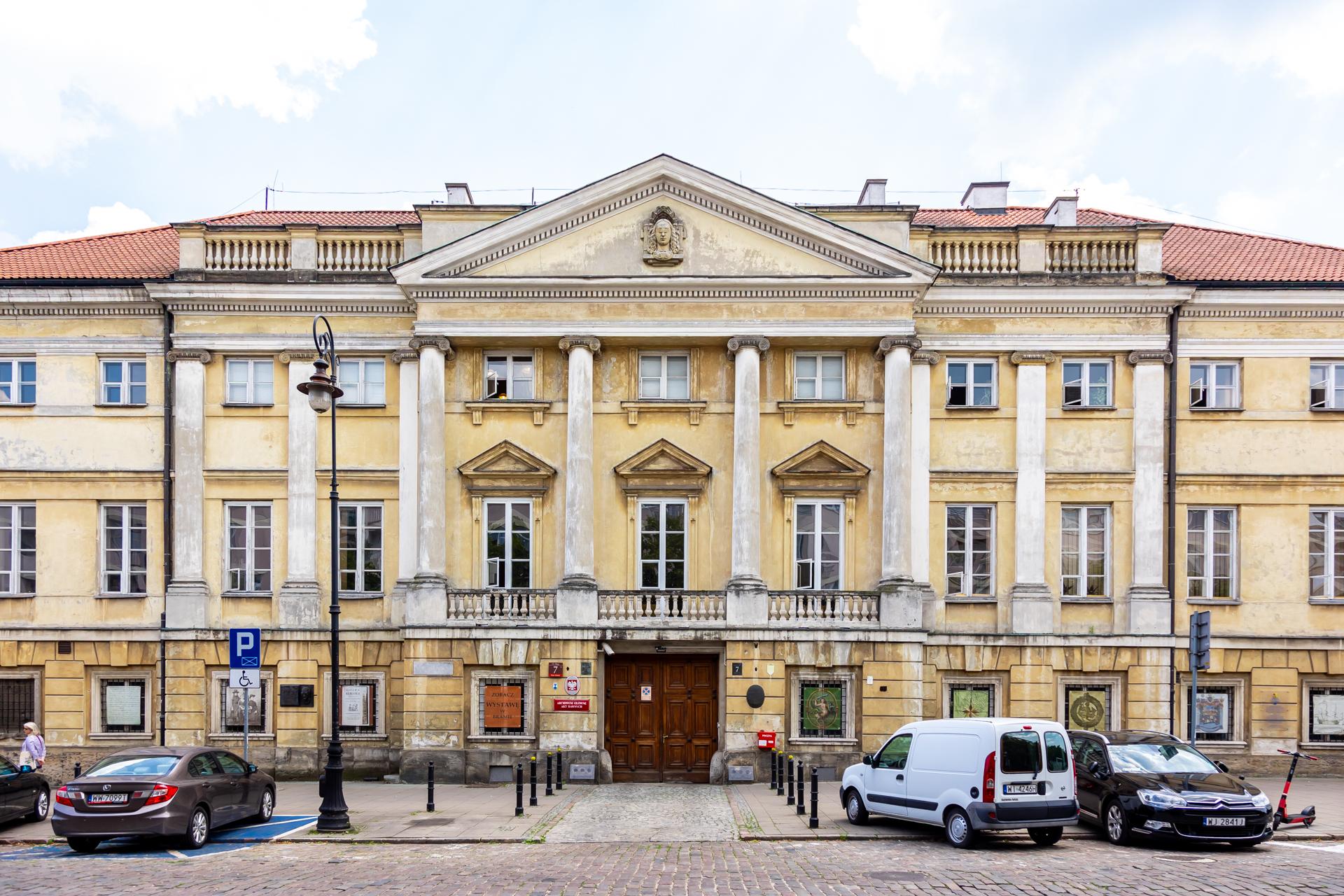 Pałac Raczyńskich. Długa 7